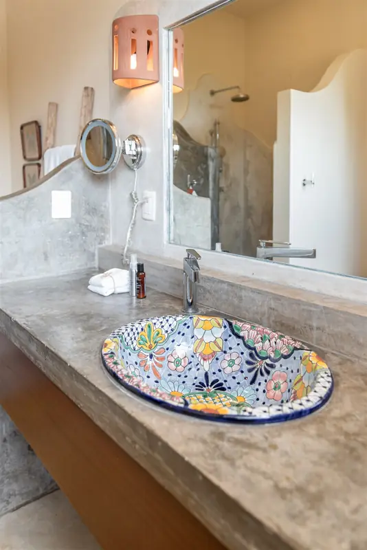 Deseo, Hacienda Mágica: the bathroom