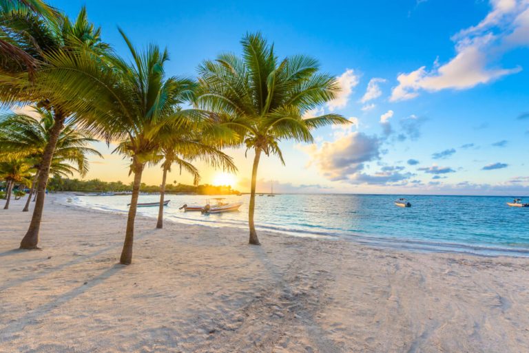 6 of the Best Riviera Maya Beaches to Visit