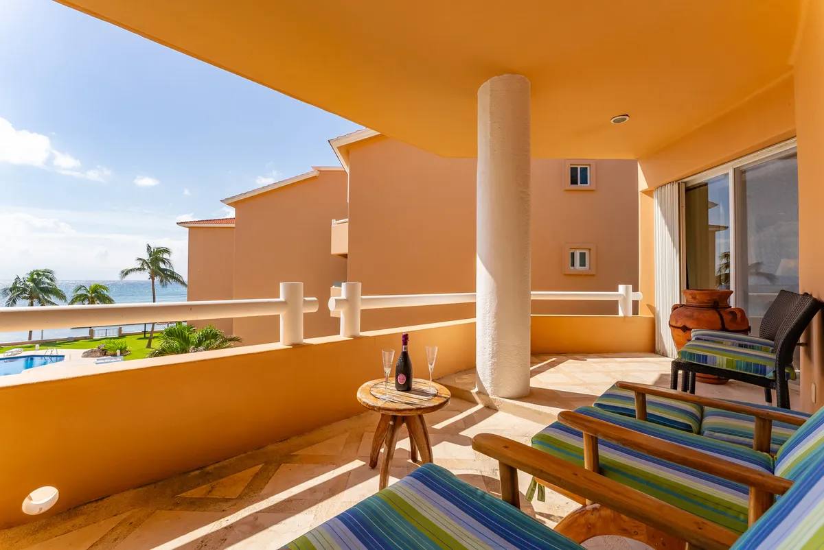 Villas del Mar II | 305 | 2BR | Puerto Aventuras