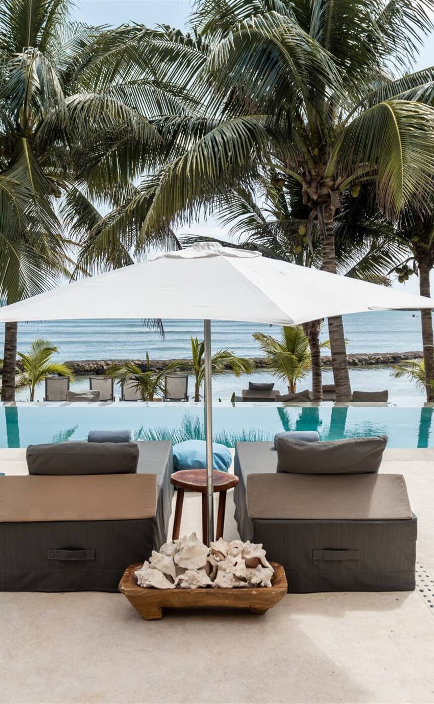 The pool deck at Hacienda Del Mar looking out to the sea